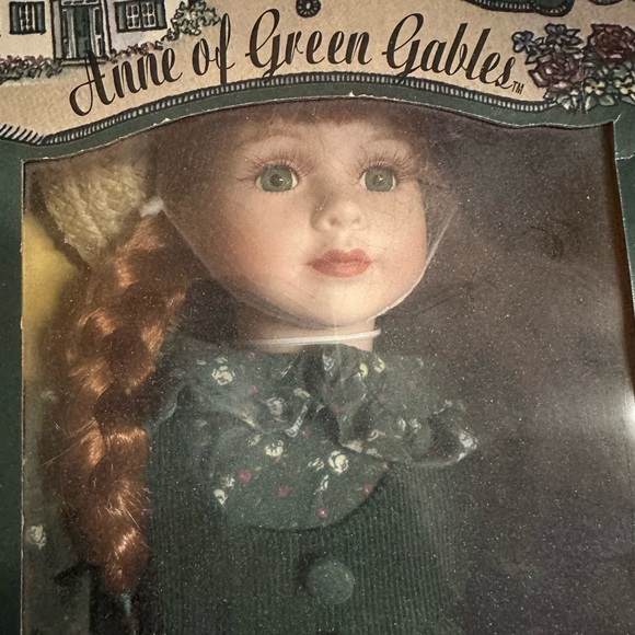 Vintage-Anne of Green Gables Limited Edition Porcelain Doll - Picture 2 of 4